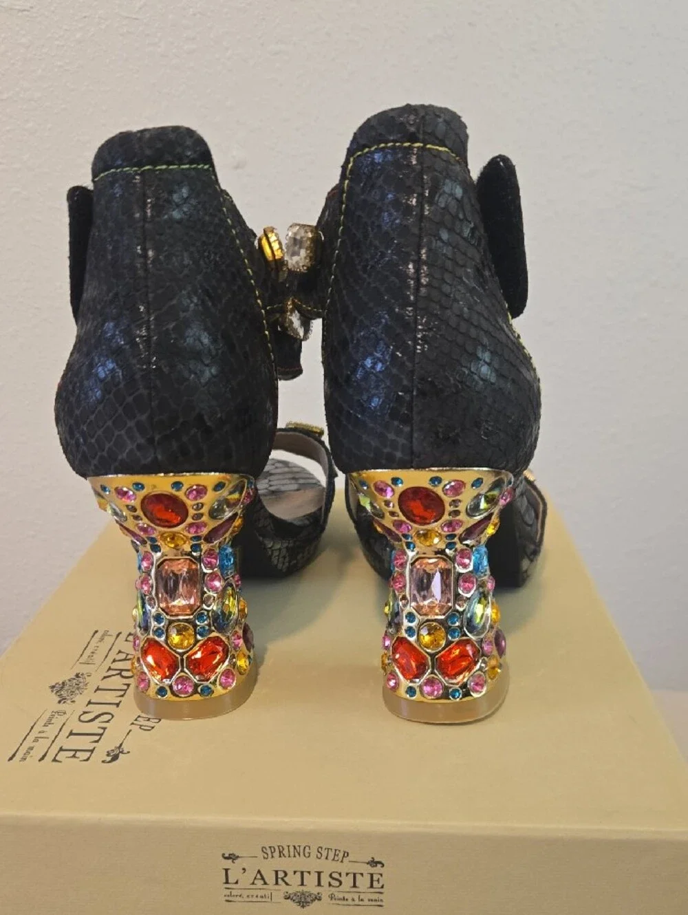 L'Artiste Black Jeweled Block Heel Sandals - Picture 4 of 7